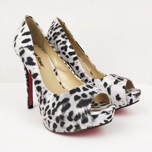 Morena Rosa Leopard Print Suede Peep Toe Pumps